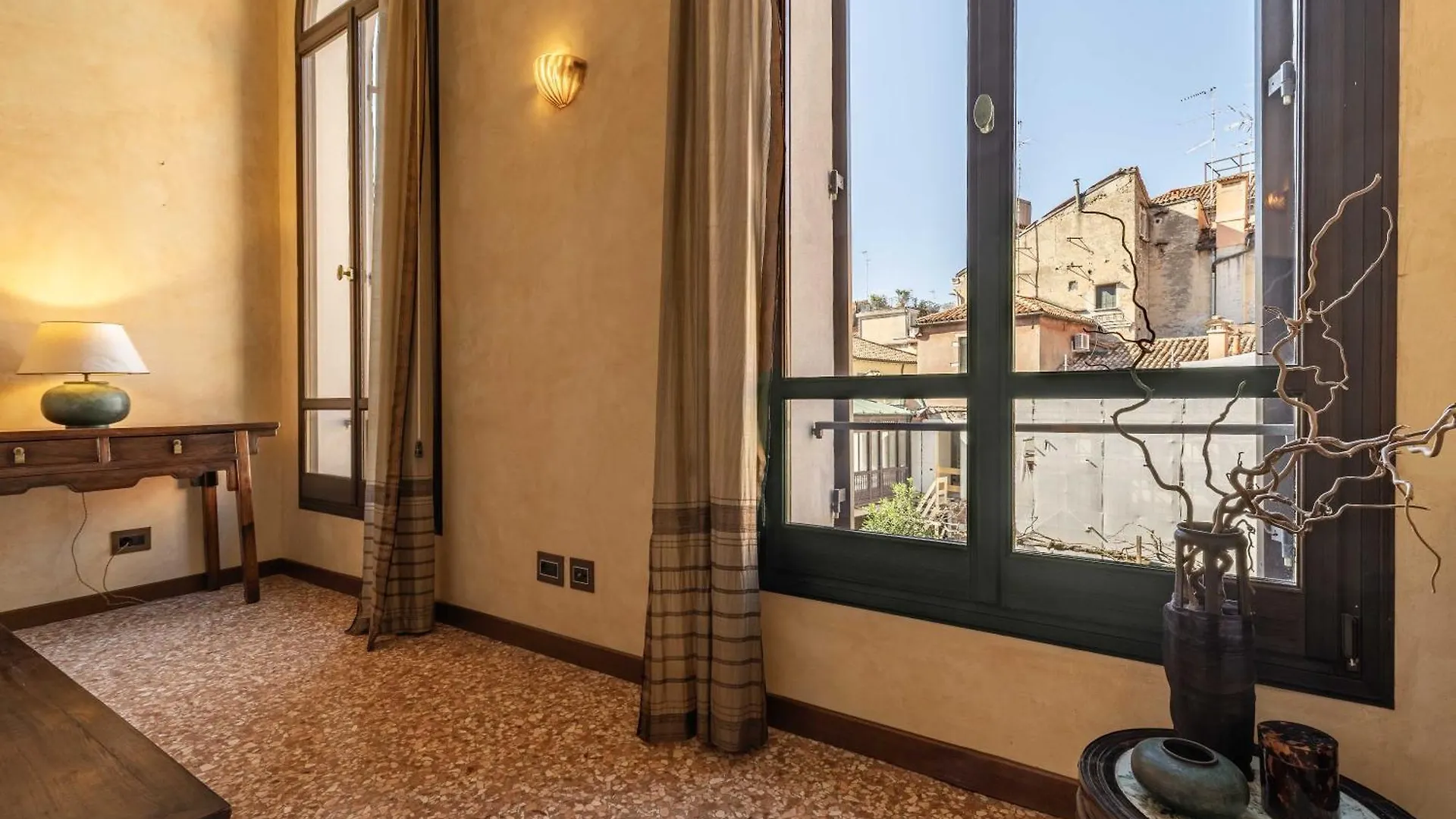 Palazzo Remer - Luxury Apartments - By Bricola Apartments Benátky