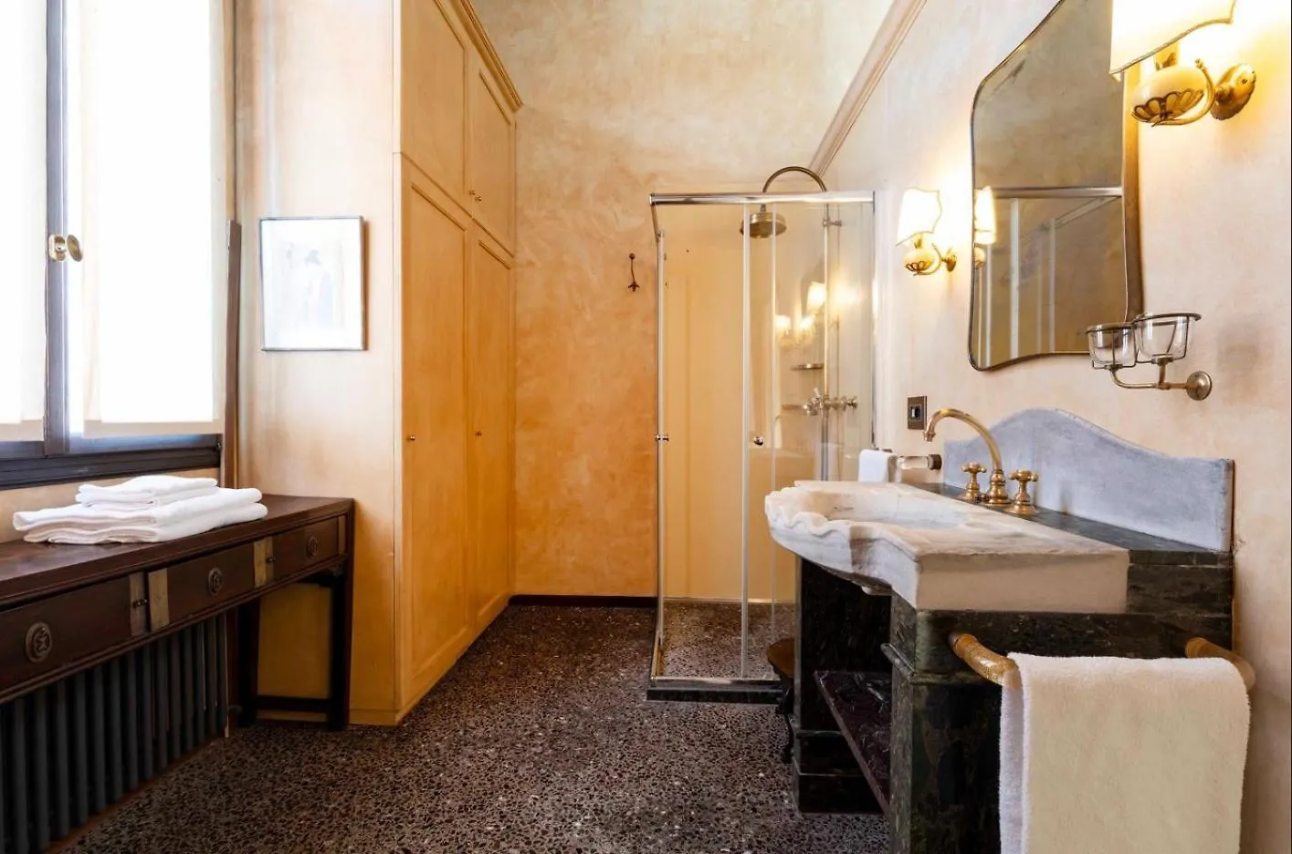 Palazzo Remer - Luxury Apartments - By Bricola Apartments Venice