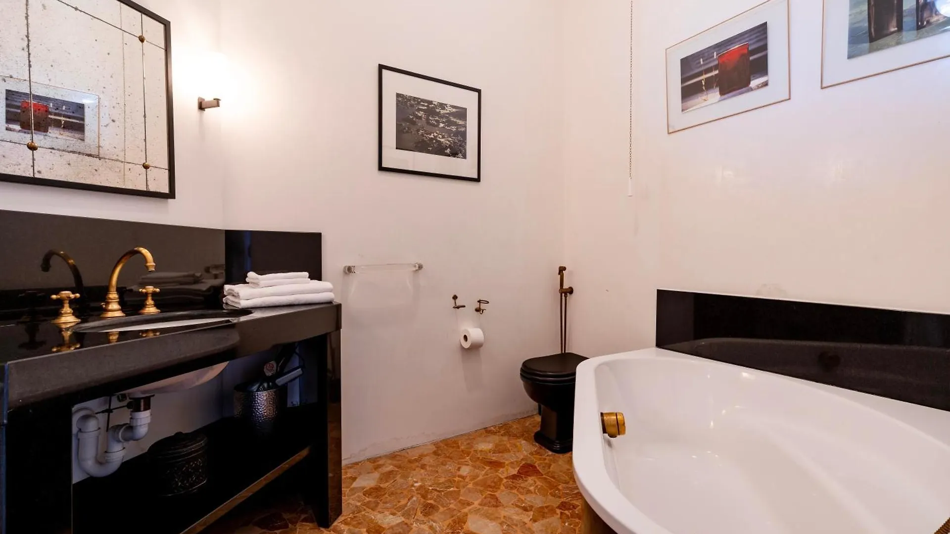 Palazzo Remer - Luxury Apartments - By Bricola Apartments Venice