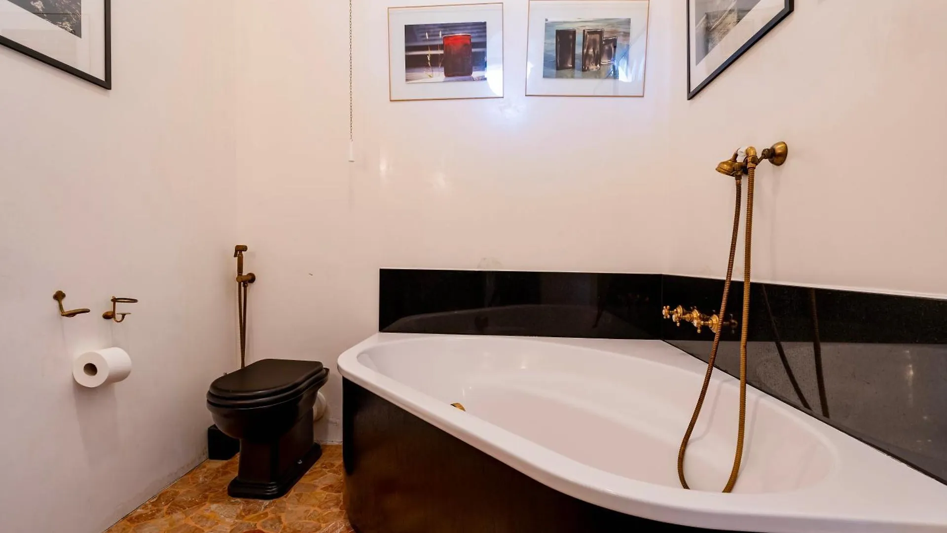 Palazzo Remer - Luxury Apartments - By Bricola Apartments Venice 0*,  Italy
