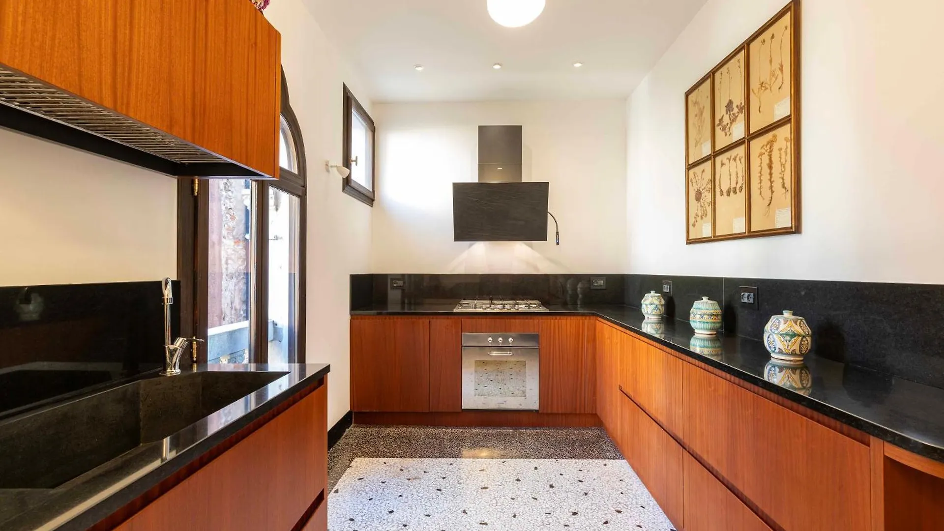 Palazzo Remer - Luxury Apartments - By Bricola Apartments Venedik 0*,