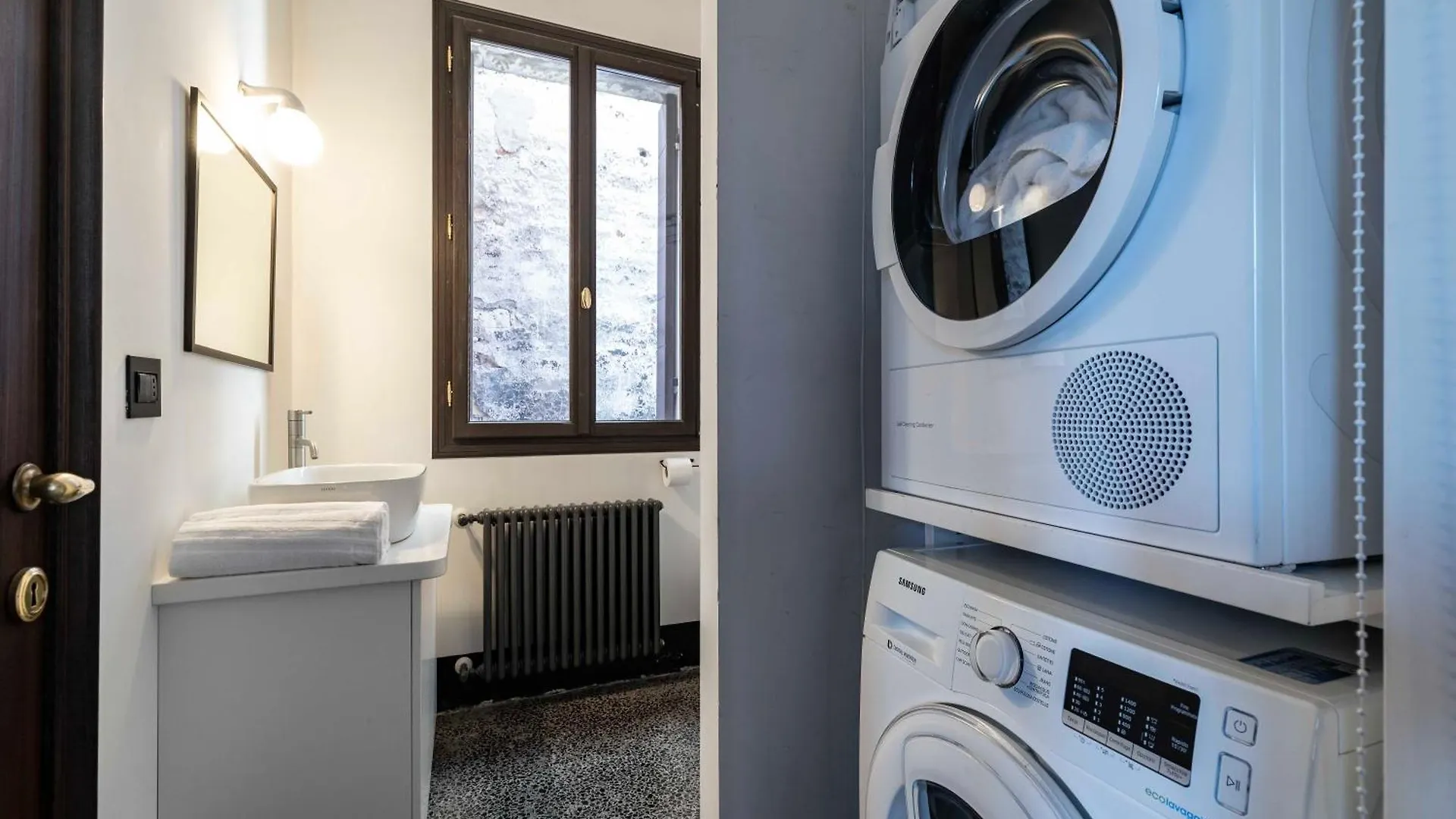 Palazzo Remer - Luxury Apartments - By Bricola Apartments Venice
